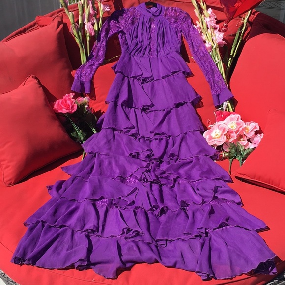 L'ATISTE Dresses & Skirts - L’ATISTE Luxe Line Maxi Dress Ruffle NWT SIze S/M